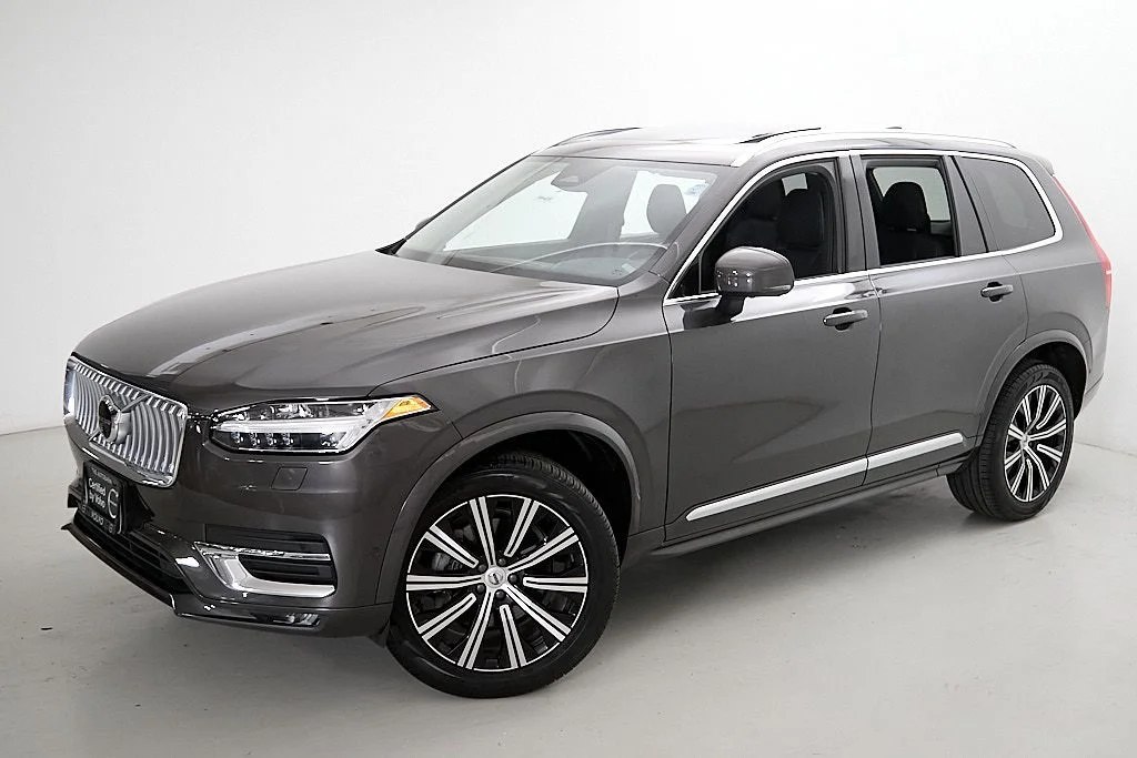 Certified Used 2024 Platinum Grey Volvo Plus image 3