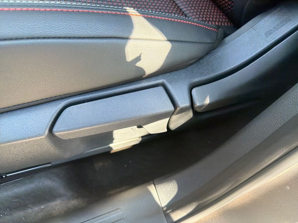 New 2026 Nissan Kicks SR 4D Sport Utility