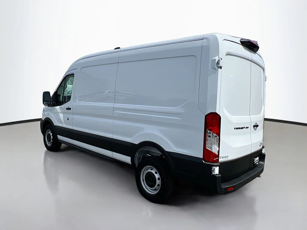 New 2026 Oxford White Ford Base image 10