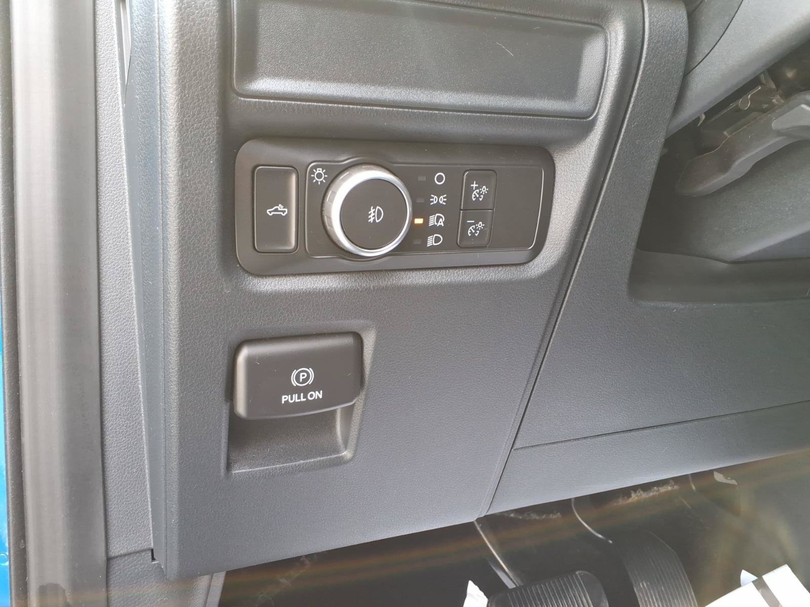 Used 2021 Velocity Blue Metallic Ford XL image 21
