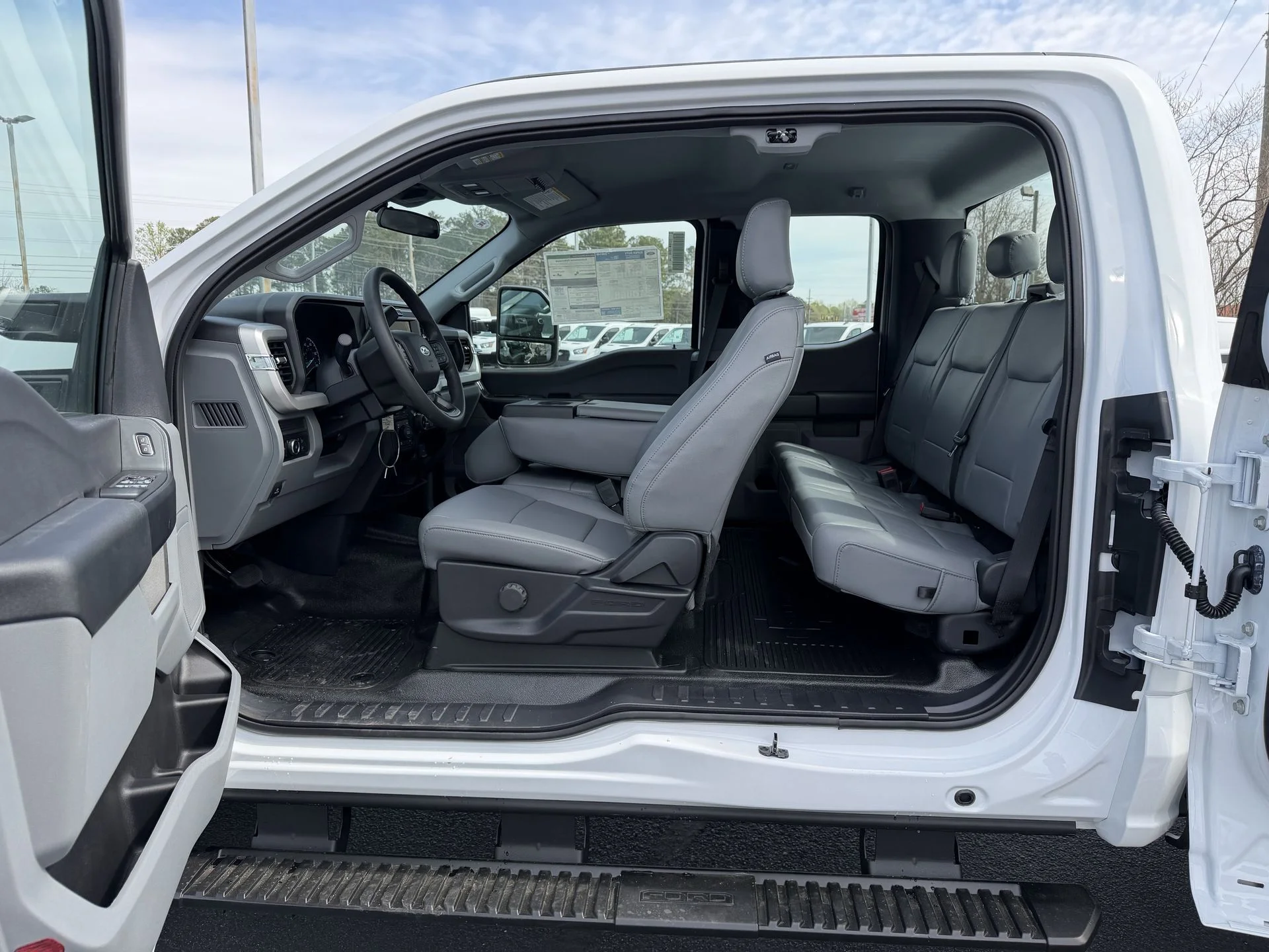 New 2026 Oxford White Ford F-250® XL image 21