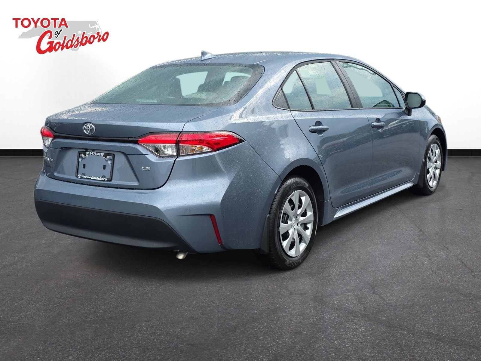 Used 2026  Toyota LE image 5