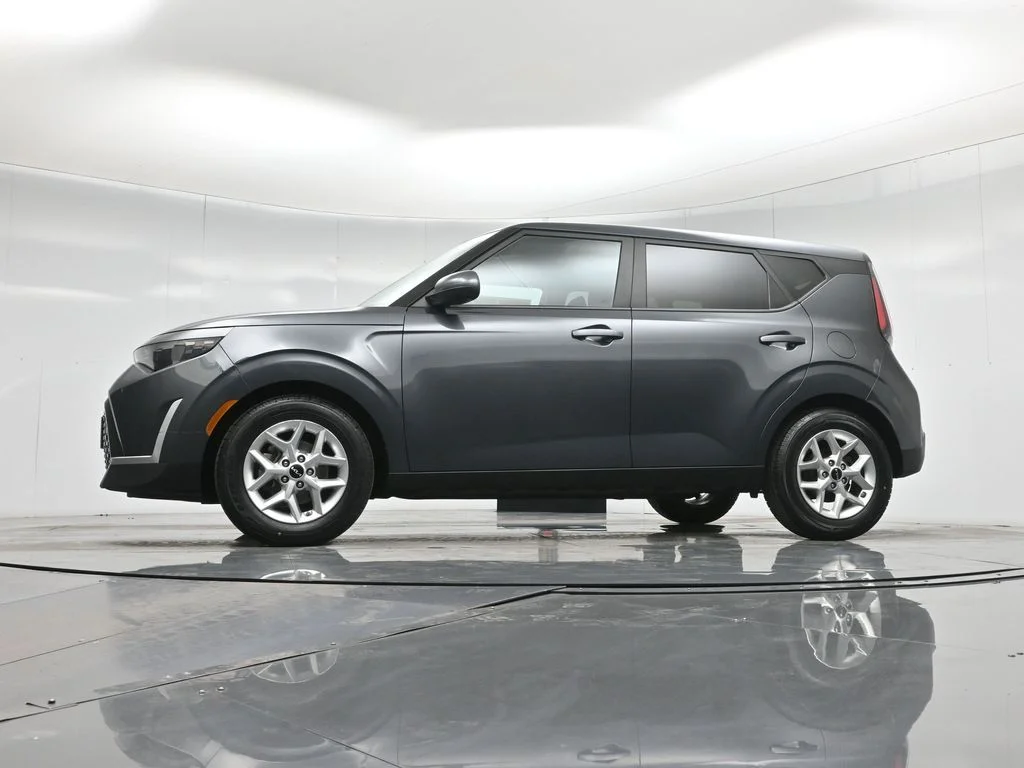 Used 2023 Gray Kia LX image 8