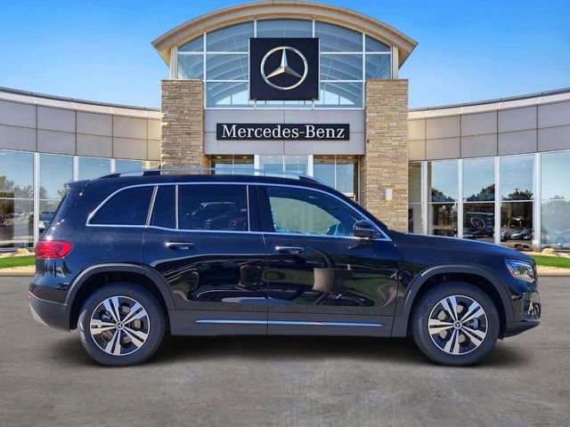 New 2026 Night Black Mercedes-Benz GLB 250 image 5