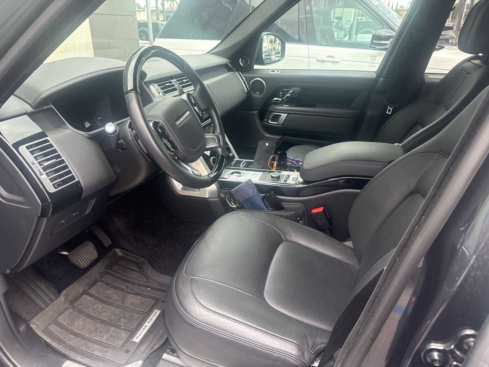 Used 2019 Gray Land Rover 5.0L V8 Supercharged image 8