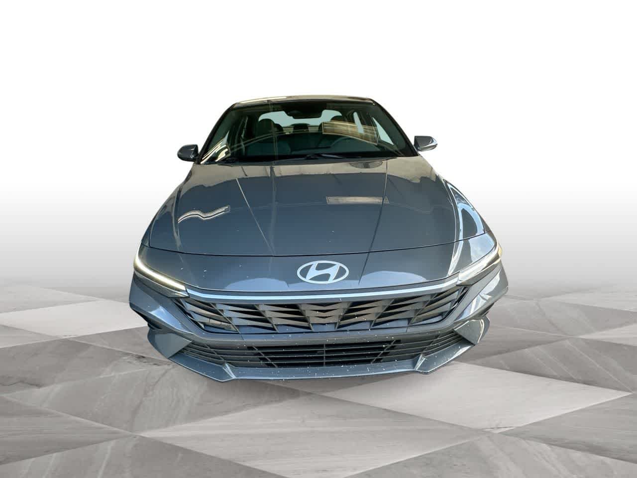 Certified Used 2026 Ecotronic Gray Hyundai SE image 3