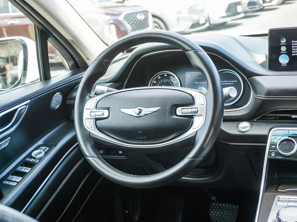 Used 2024 White Genesis 2.5T image 17
