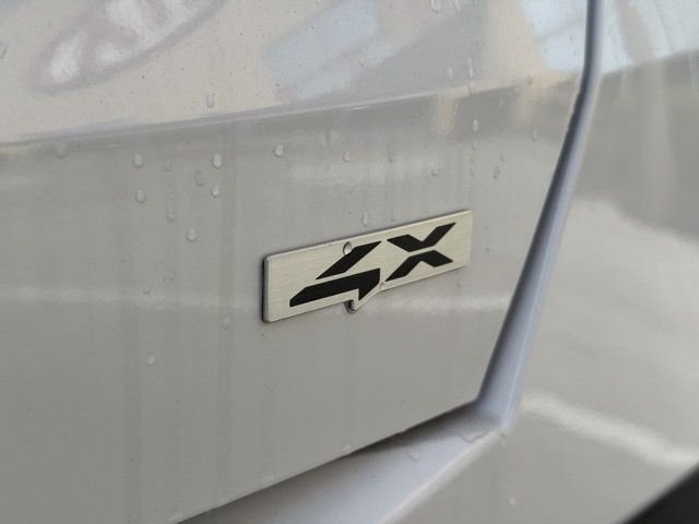 New 2026 Glacial White Pearl Kia S image 10