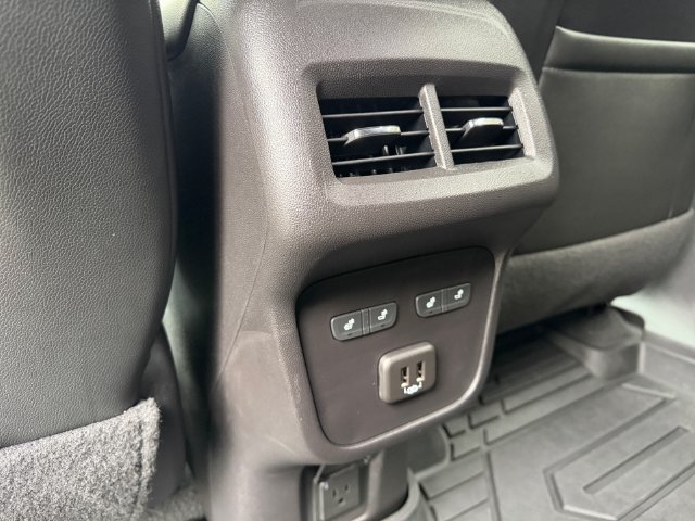 2024 Chevrolet Equinox Premier - Photo 29