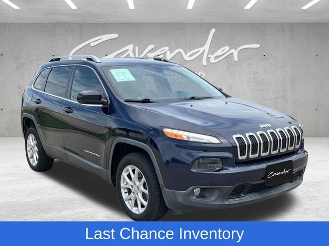 Used 2016 Jeep Cherokee Latitude with VIN 1C4PJLCB1GW127051 for sale in Rockwall, TX