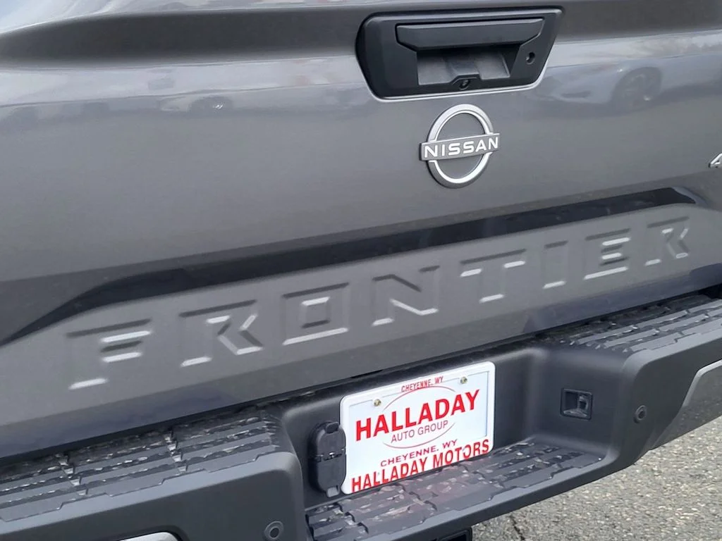 New 2026 Gun Metallic Nissan Crew Cab SV image 8