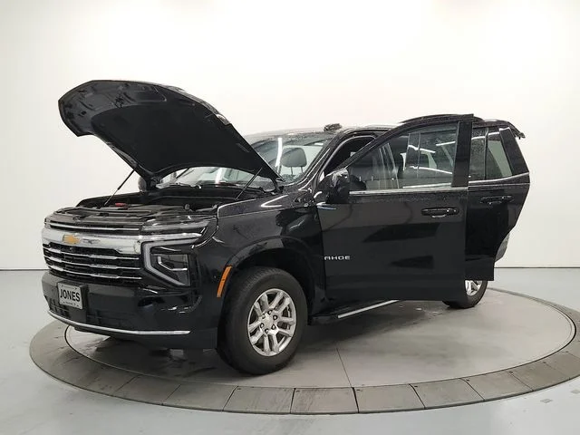 Used 2025 Black Chevrolet LT image 11