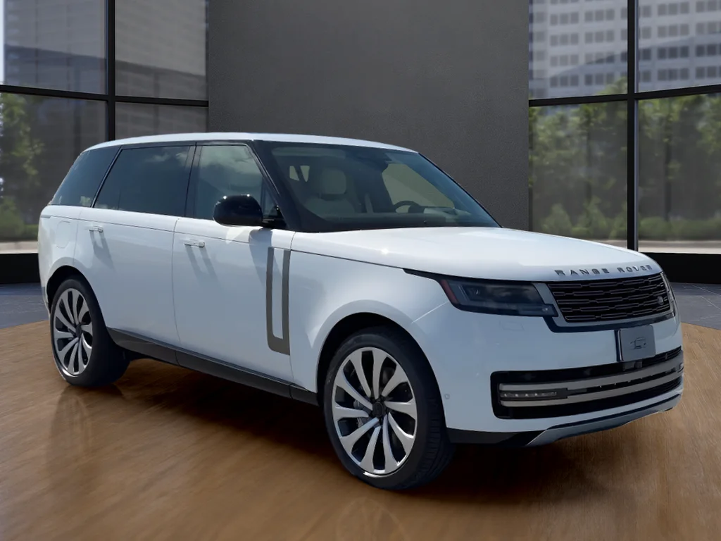 New 2026 White Land Rover SE image 3