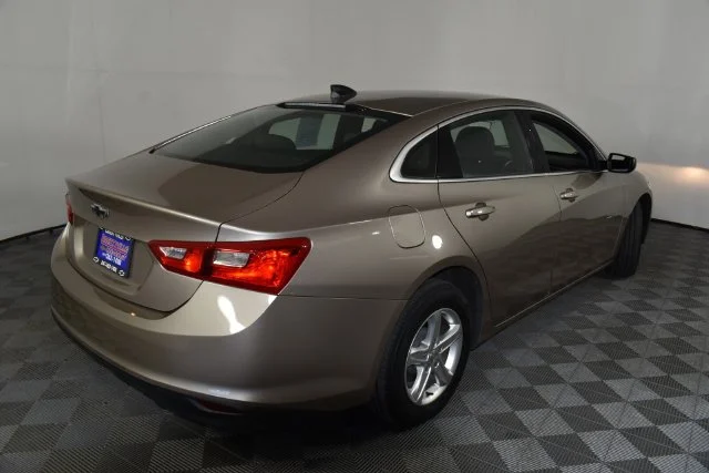 Used 2022 Gray Chevrolet LS image 6