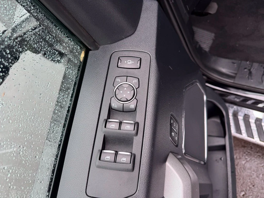 Used 2020 Agate Black Metallic Ford Lariat image 12