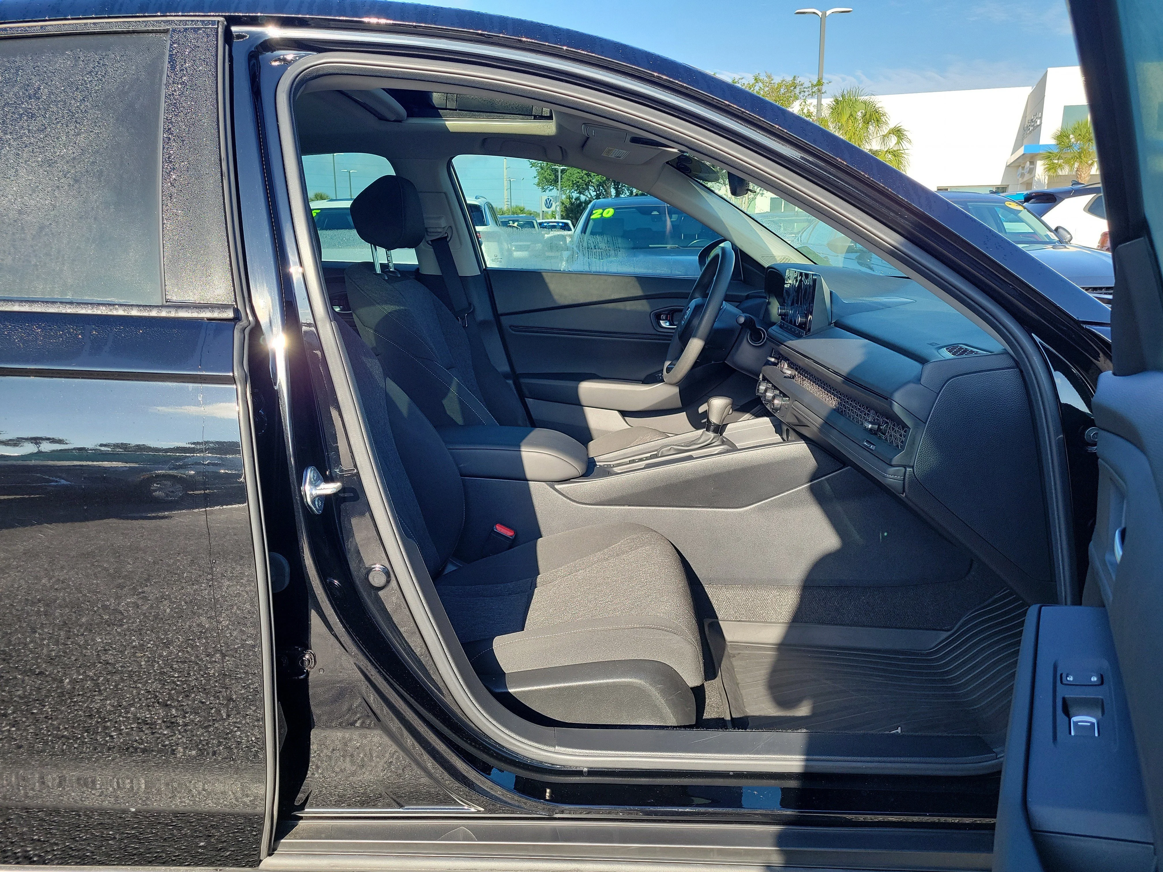 2025 Honda Accord SE - Photo 46