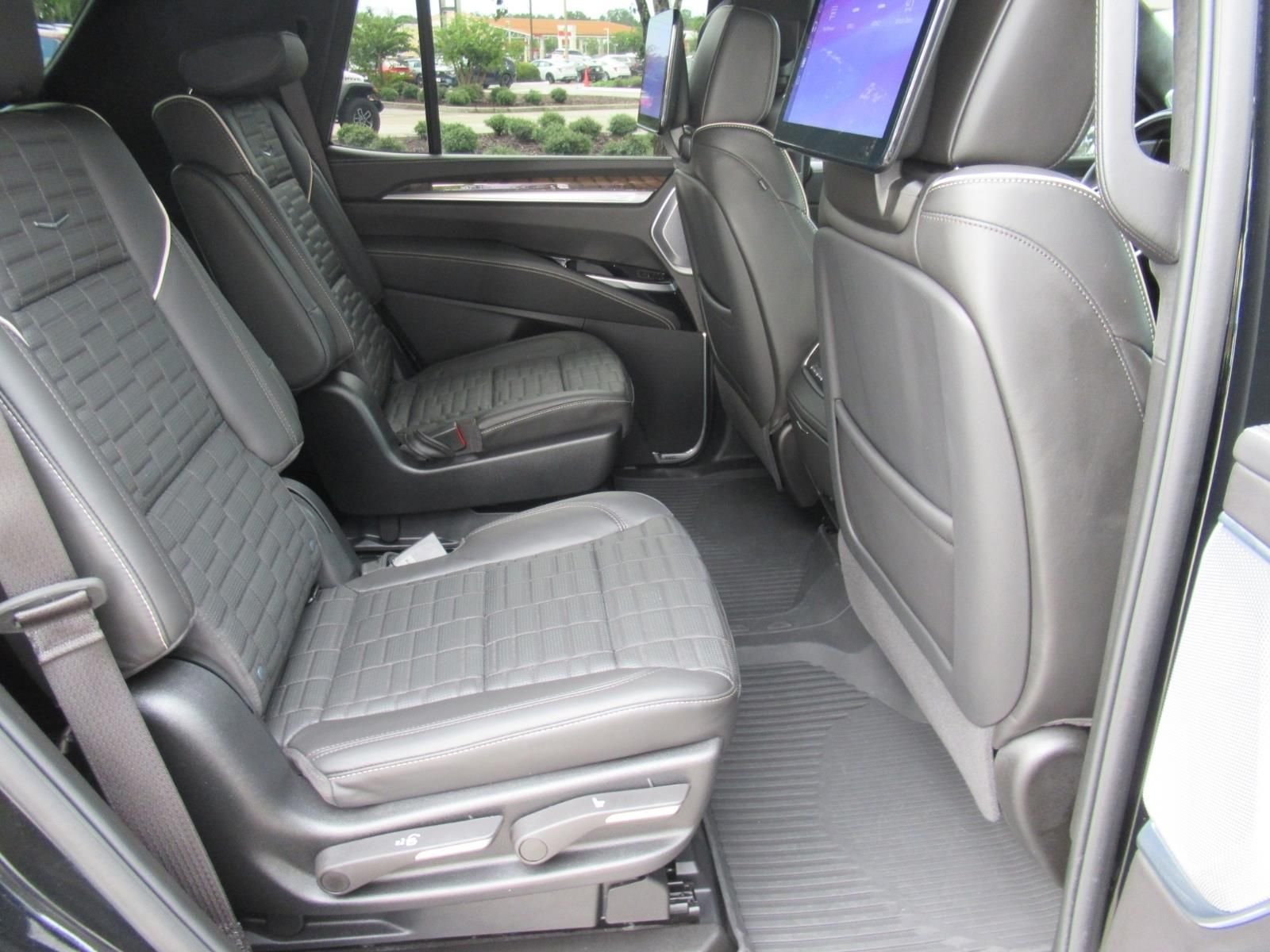 Used 2026 Black Cadillac Platinum Sport image 39