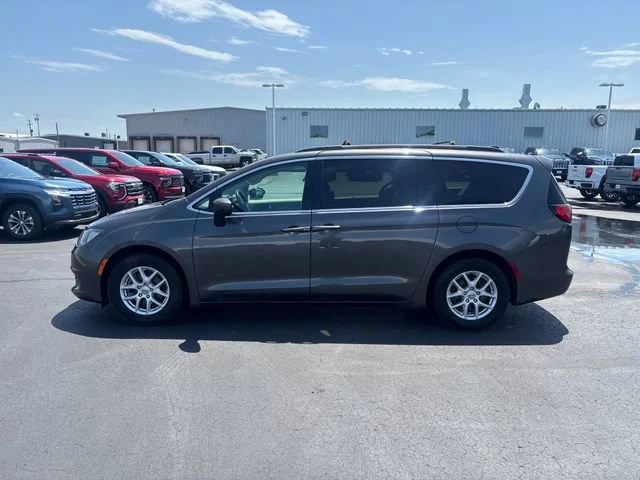 Used 2021 Gray Chrysler LXI image 2