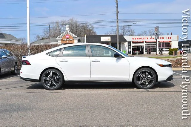 New 2026 Platinum White Pearl Honda Sport image 3