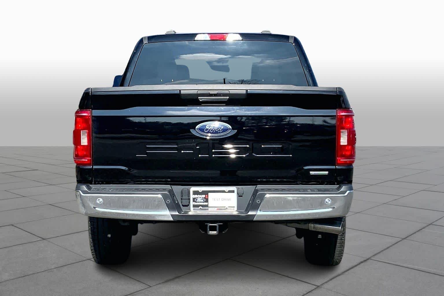 Used 2022 Agate Black Metallic Ford XLT image 10