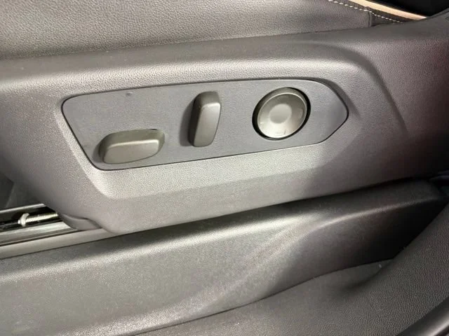 2026 GMC Yukon XL Elevation - Photo 18
