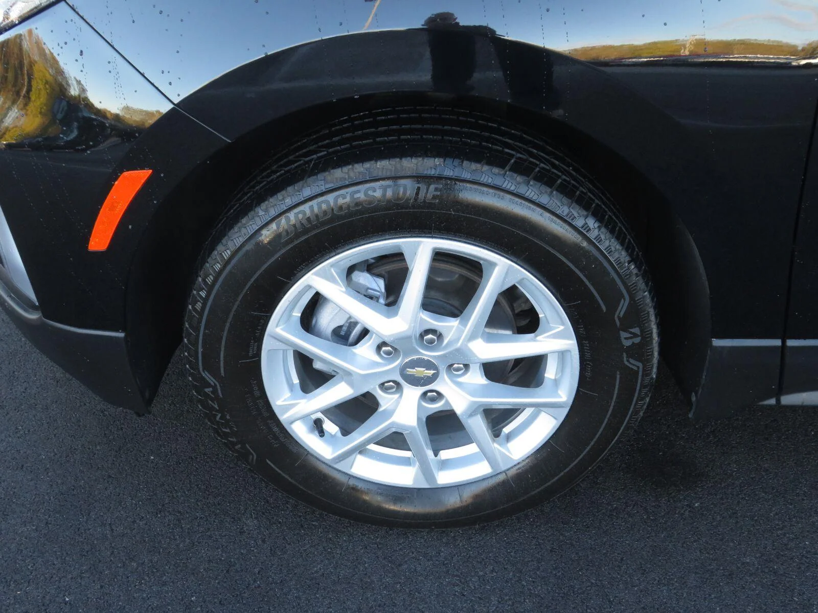 Used 2024 Mosaic Black Metallic Chevrolet LT image 17