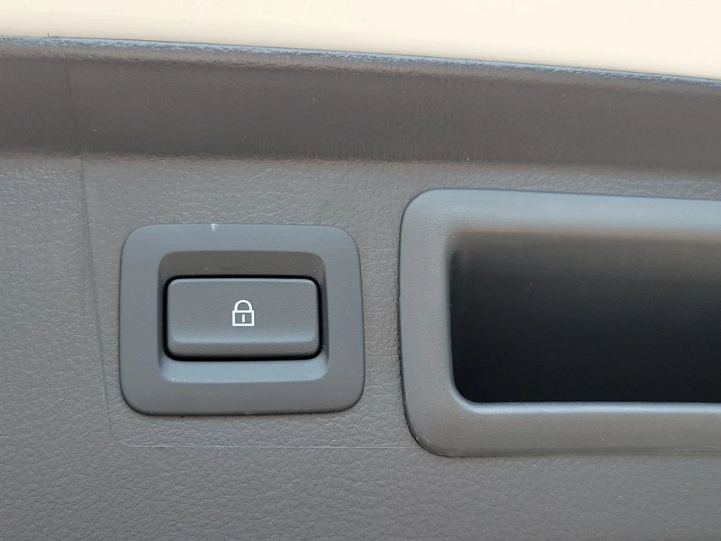 New 2026 Wind Chill Pearl Mazda 2.5 S Select AWD image 22