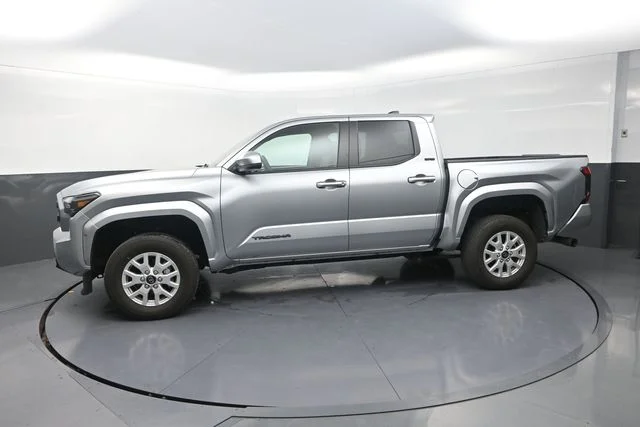 Used 2025 Silver Toyota SR5 image 46