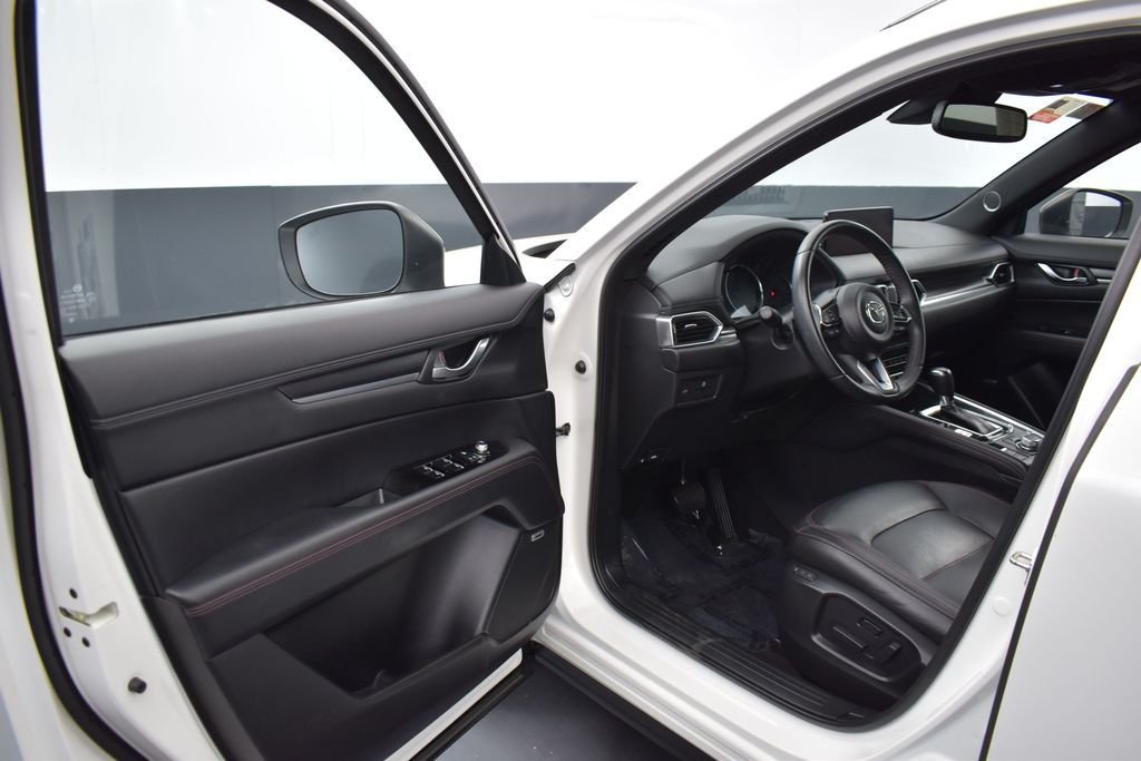 Used 2023 White Mazda 2.5 Turbo image 5