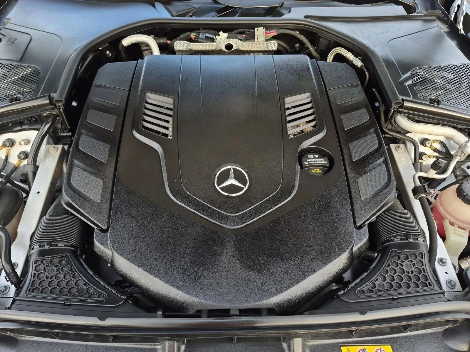 Used 2022 Cirrus Silver Mercedes-Benz S 580 image 25