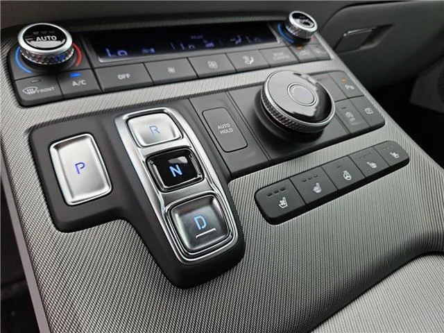 New 2025 Abyss Black Pearl Hyundai SEL Premium image 19