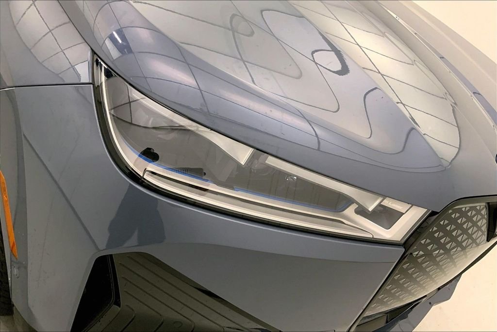 Used 2023 Storm Bay Metallic BMW M60 image 26