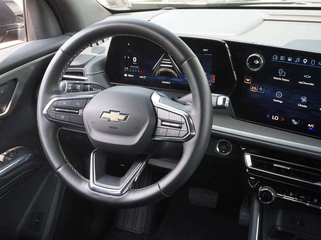 Used 2025 Black Chevrolet LT image 39