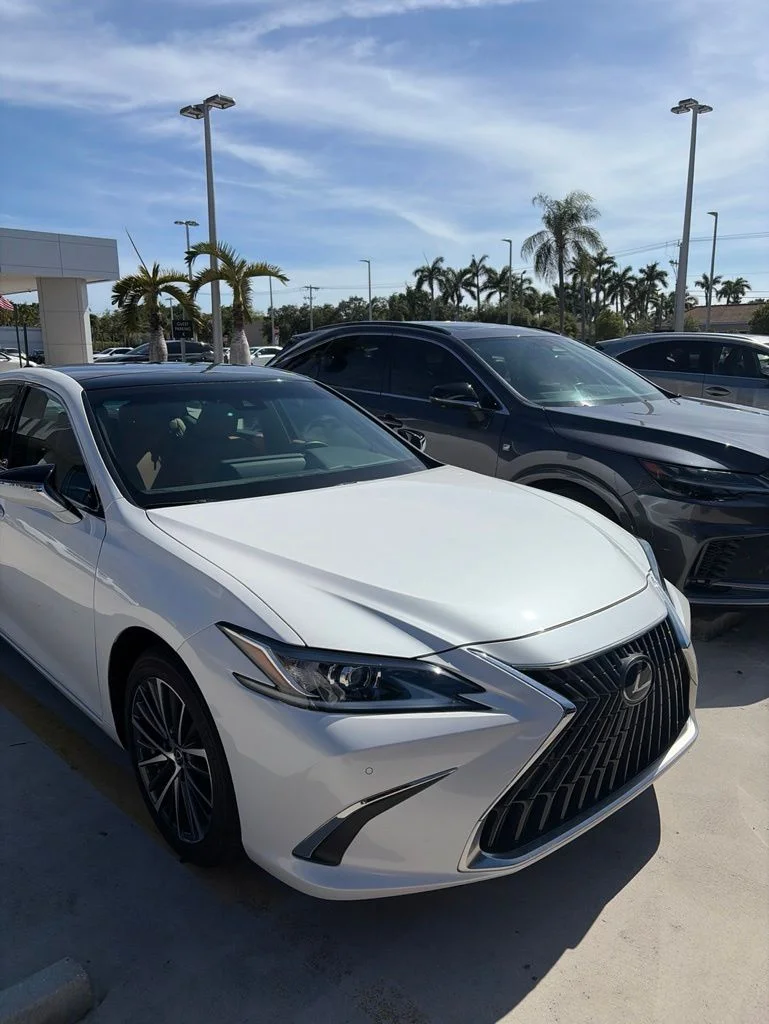 Used 2023 Eminent White Pearl Lexus 350 image 1