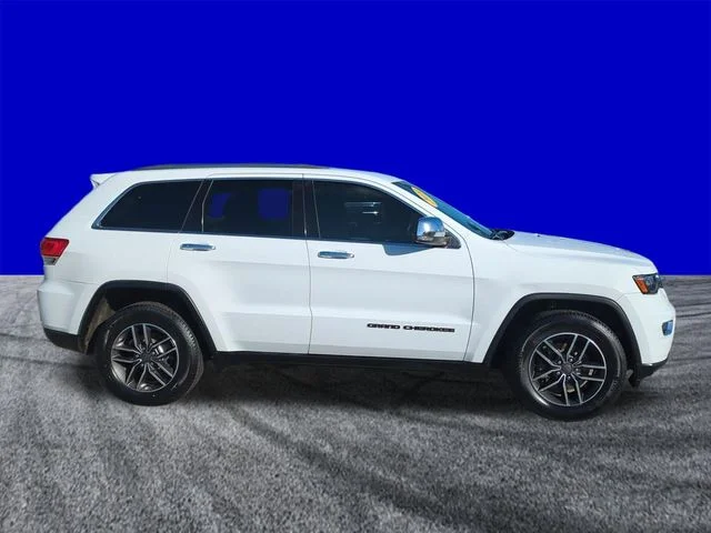 Used 2019 White Jeep Limited image 3