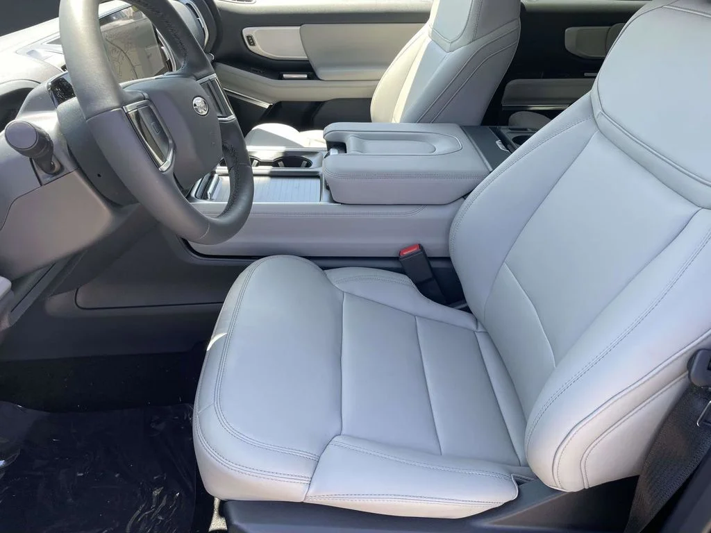 New 2026 Gray Ford Active image 12