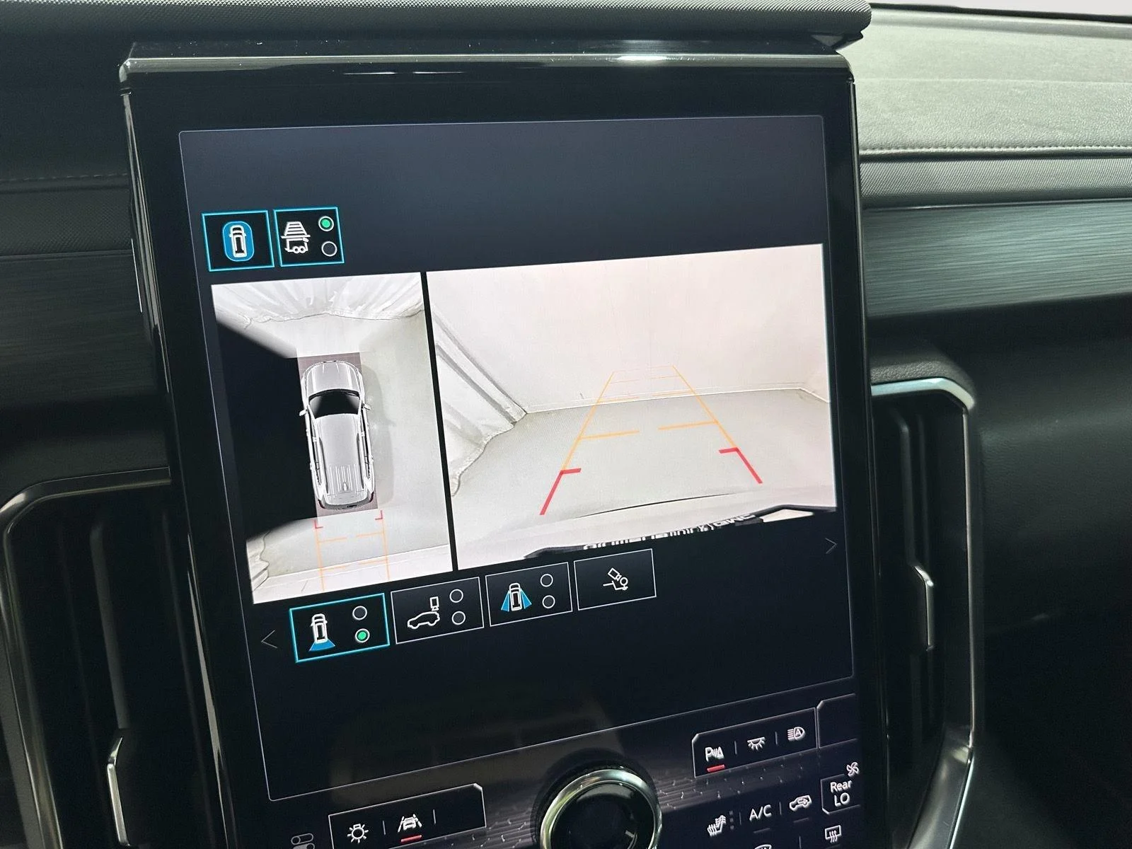Used 2024 Summit White GMC AT4 image 14