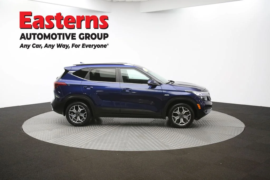 Used 2022 Blue Kia EX image 46