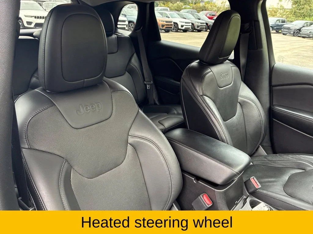 Used 2021 Olive Green Jeep Latitude Lux image 24