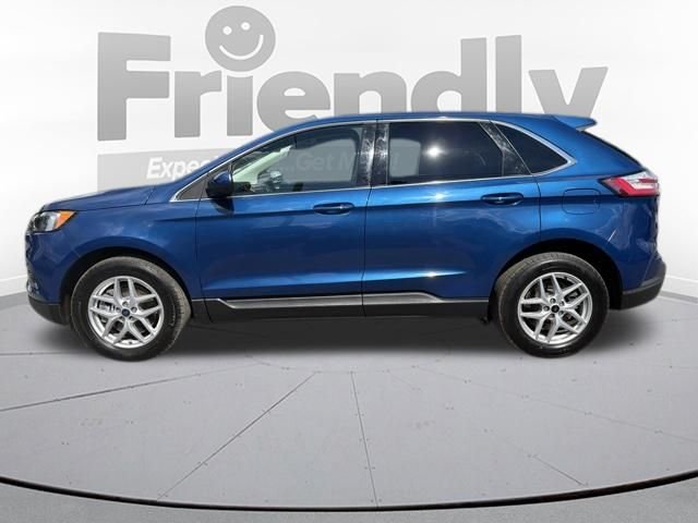 Used 2024 Blue Ford SEL image 3