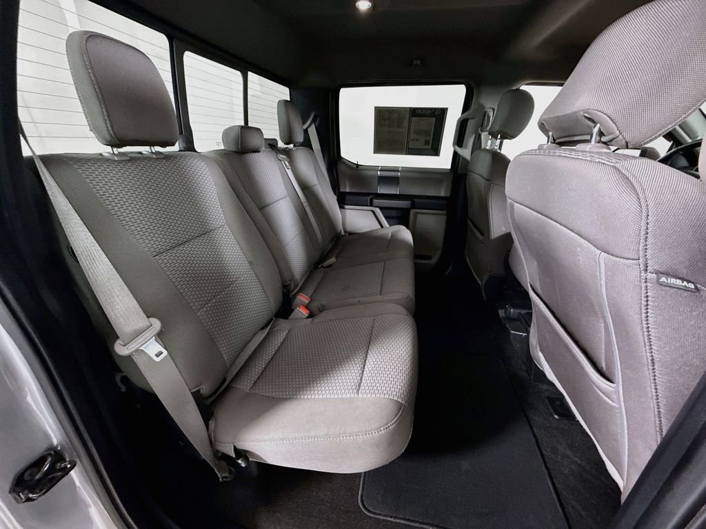 Used 2020 Magnetic Metallic Ford XLT image 26
