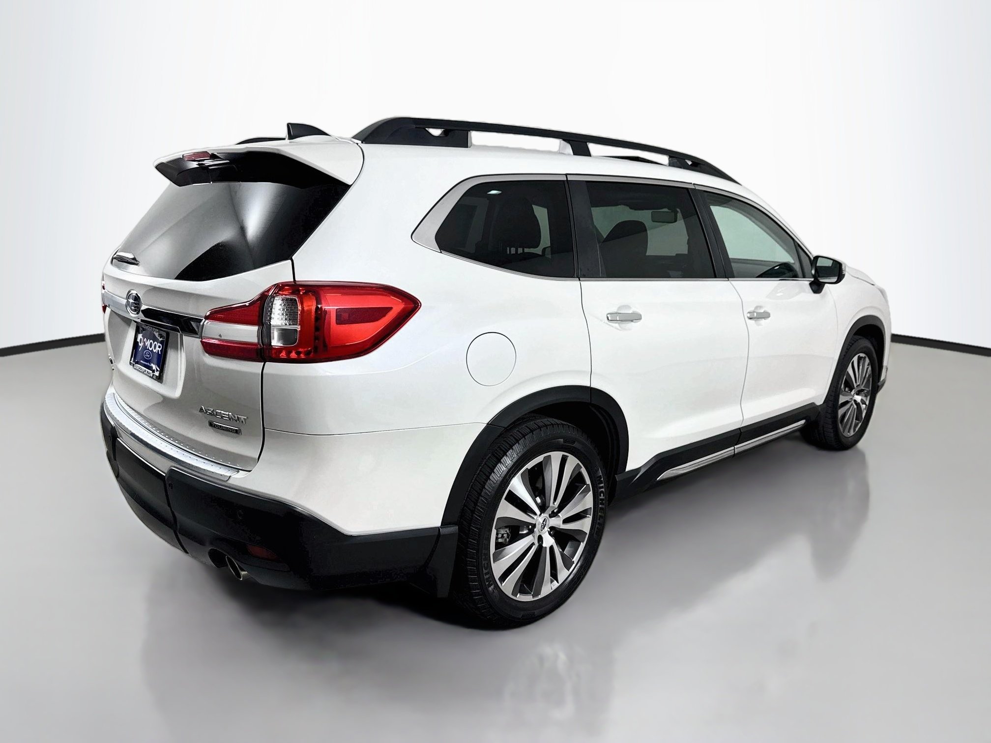 Used 2021 Crystal White Pearl Subaru Touring image 12