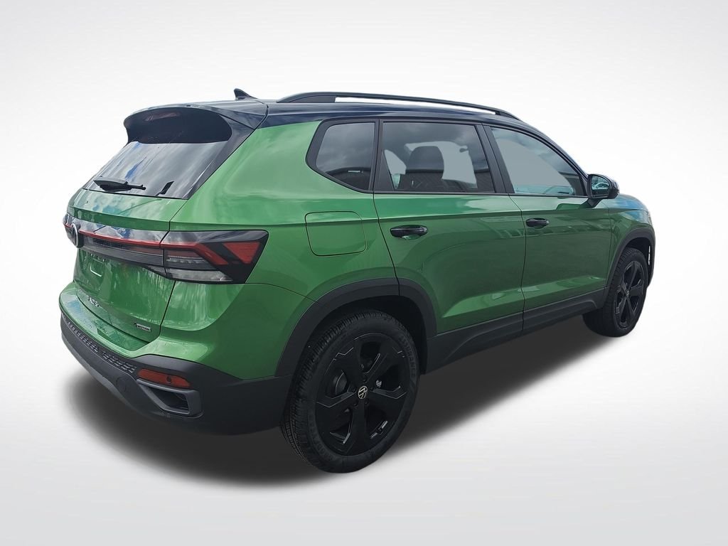New 2026 Green Volkswagen 1.5T SE Black image 5