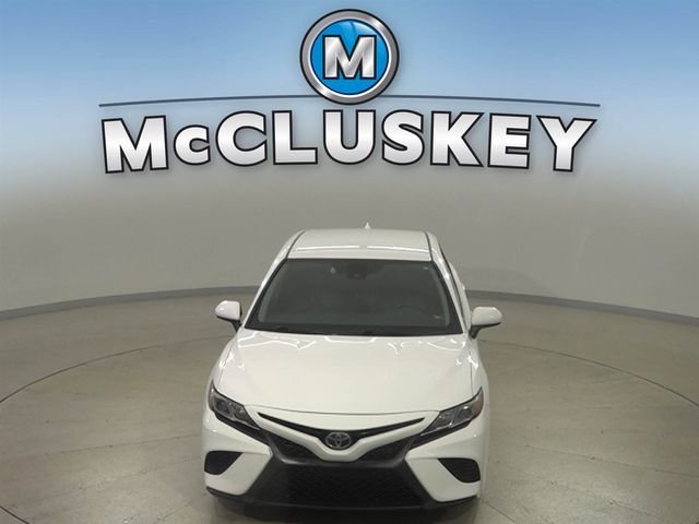 Used 2019 White Toyota SE image 16