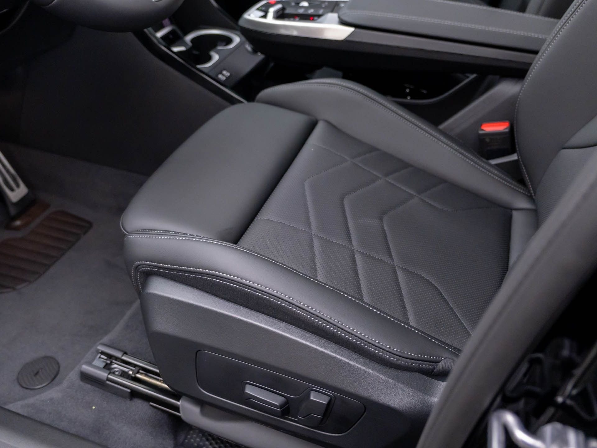 New 2026 Black BMW xDrive28i image 15