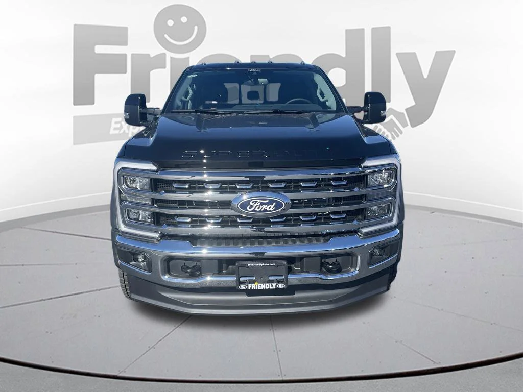 New 2027 Agate Black Metallic Ford F-450® LARIAT® image 2