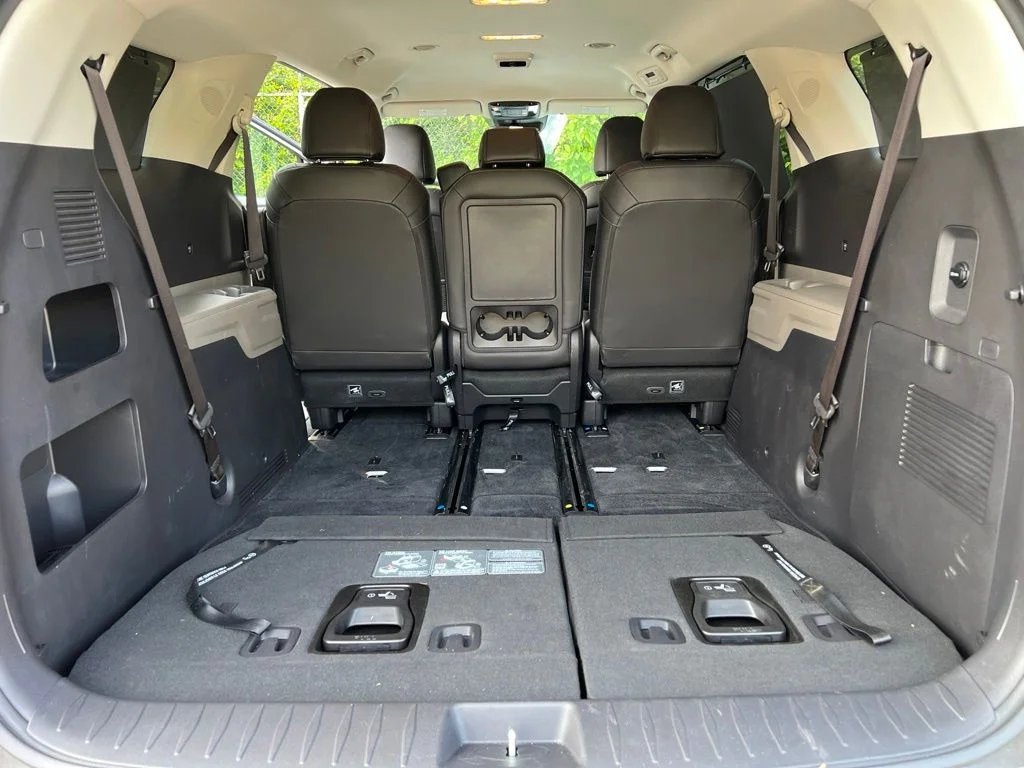Used 2026 White Kia EX image 38