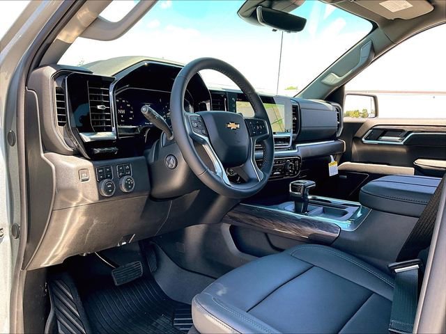 2026 Chevrolet Silverado 1500 LTZ - Photo 8