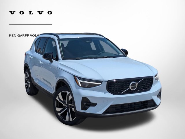 1/43 VOLVO特注 1/43 VOLVO XC40 バースティングブルー New 2026 Volvo XC40 Ultra SUV in Salt Lake City #T2820688 | Ken