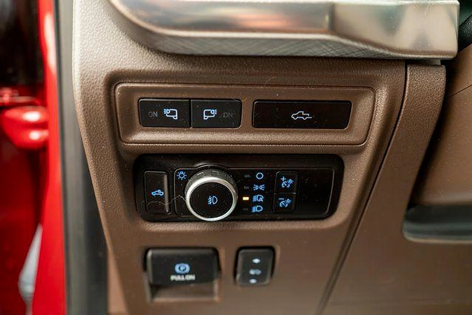 Used 2023 Rapid Red Metallic Tinted Clearcoat Ford King Ranch image 22